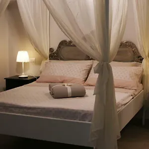 Teatro Nuovo Apartment Naples